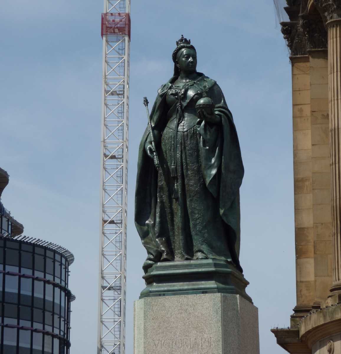 Statue of Queen Victoria - A Birmingham Gem!